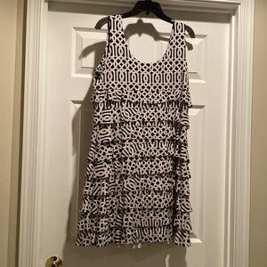 LULU-B Geometric Patterned Black and Tan Dress